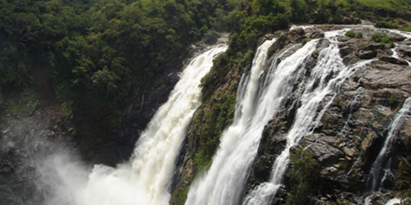 Gaganachukki Waterfalls 3